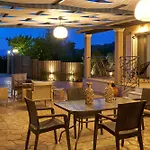 Villa Estia House *
