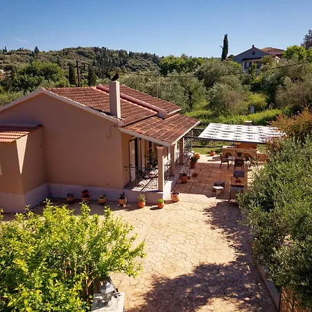 Villa Estia House *