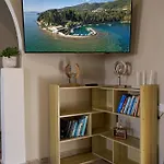 Villa Estia House *
