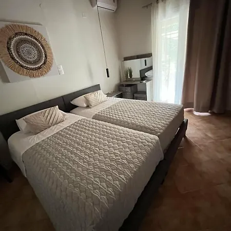 Oliva House Escape Armenades