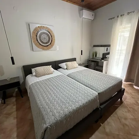 Oliva House Escape Armenades