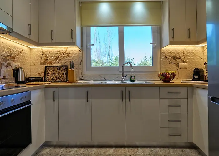 Oliva House Escape * Armenades