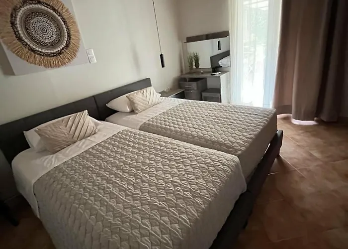 Oliva House Escape Armenades