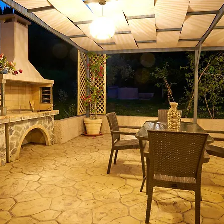 Villa Oliva House Escape Armenades